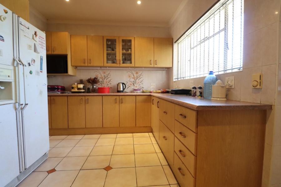 3 Bedroom Property for Sale in Kabega Park Eastern Cape